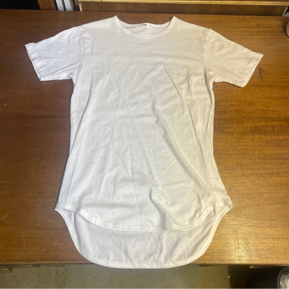 EPTM T-Shirt “The Long Tee” in White